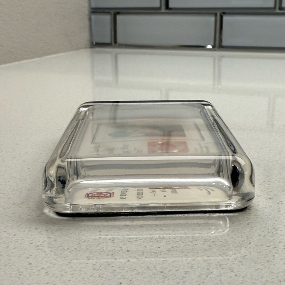 Vintage Gone With the Wind Glass Paperweight Stamp Rhett Butler Scarlett O'Hara - Picture 8 of 16